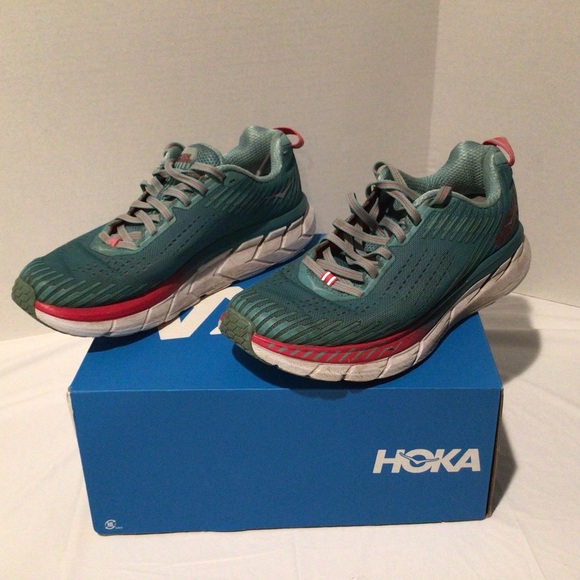 Hoka Clifton Shoes - HOKA Clifton 5 running/athletic shoe.lots of miles left.size 7.5